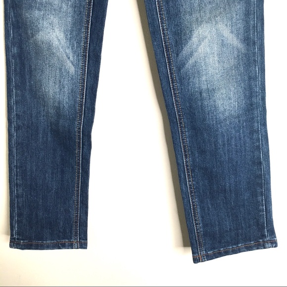 Dollhouse Roll-Up Skinny Capri - Picture 5 of 9